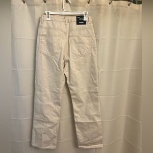 ASOS NWT cream straight leg jeans - size 28